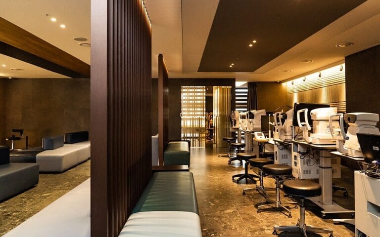 bright eye clinic