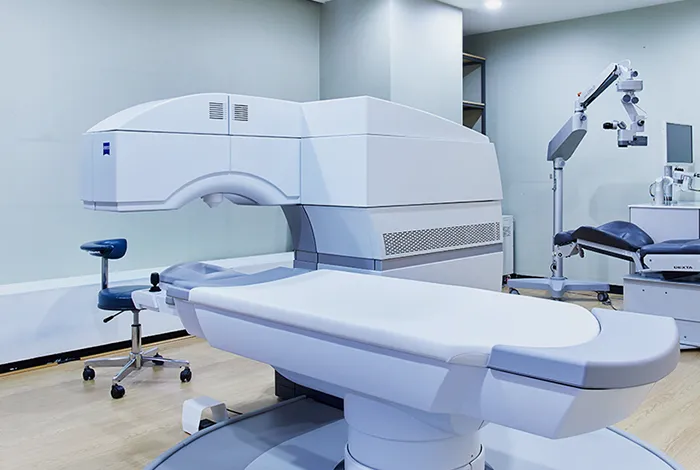 eye surgery room