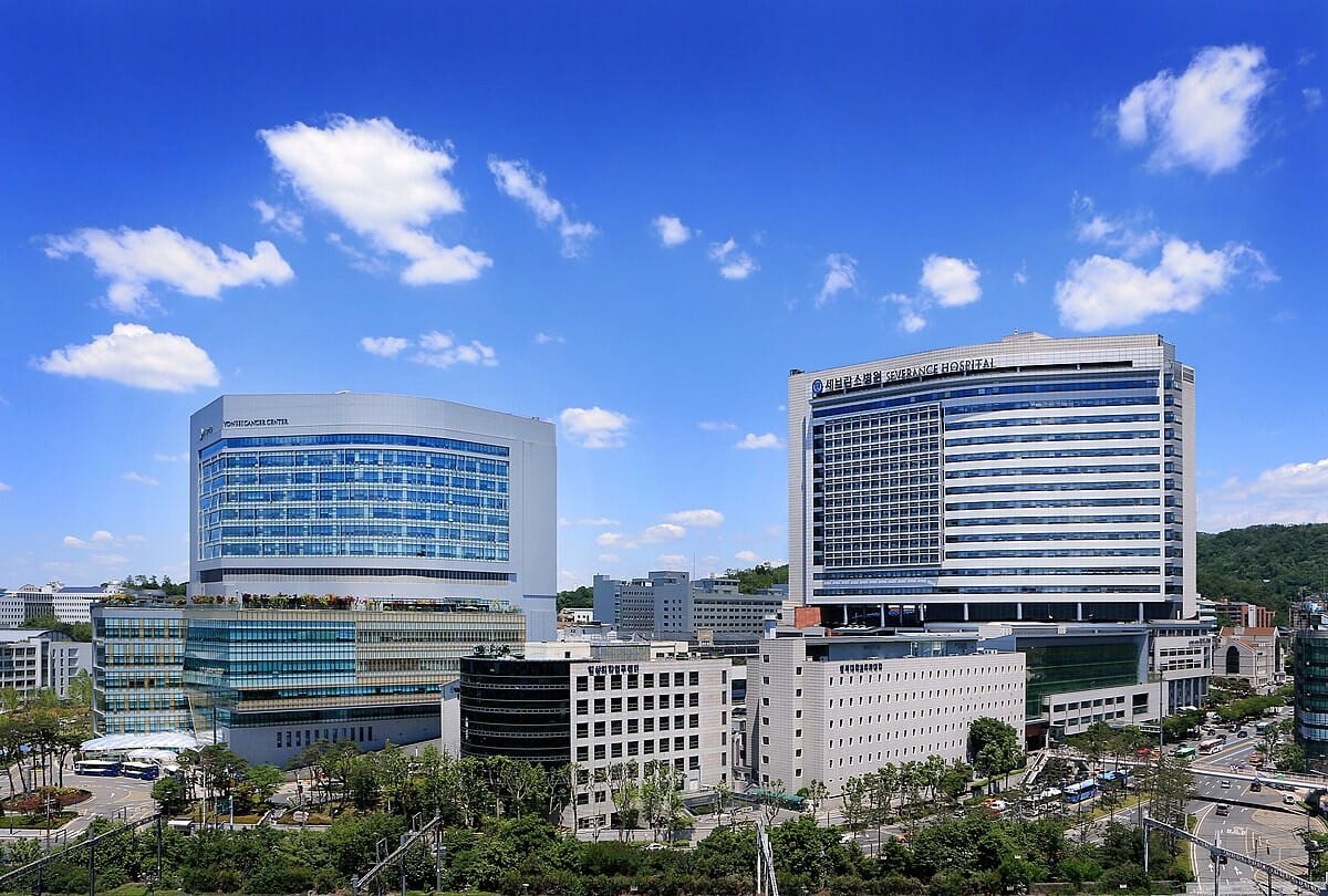 Severance Hospital main view by Come and See Korea